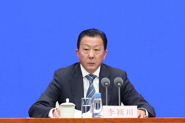 精品在线免费播放